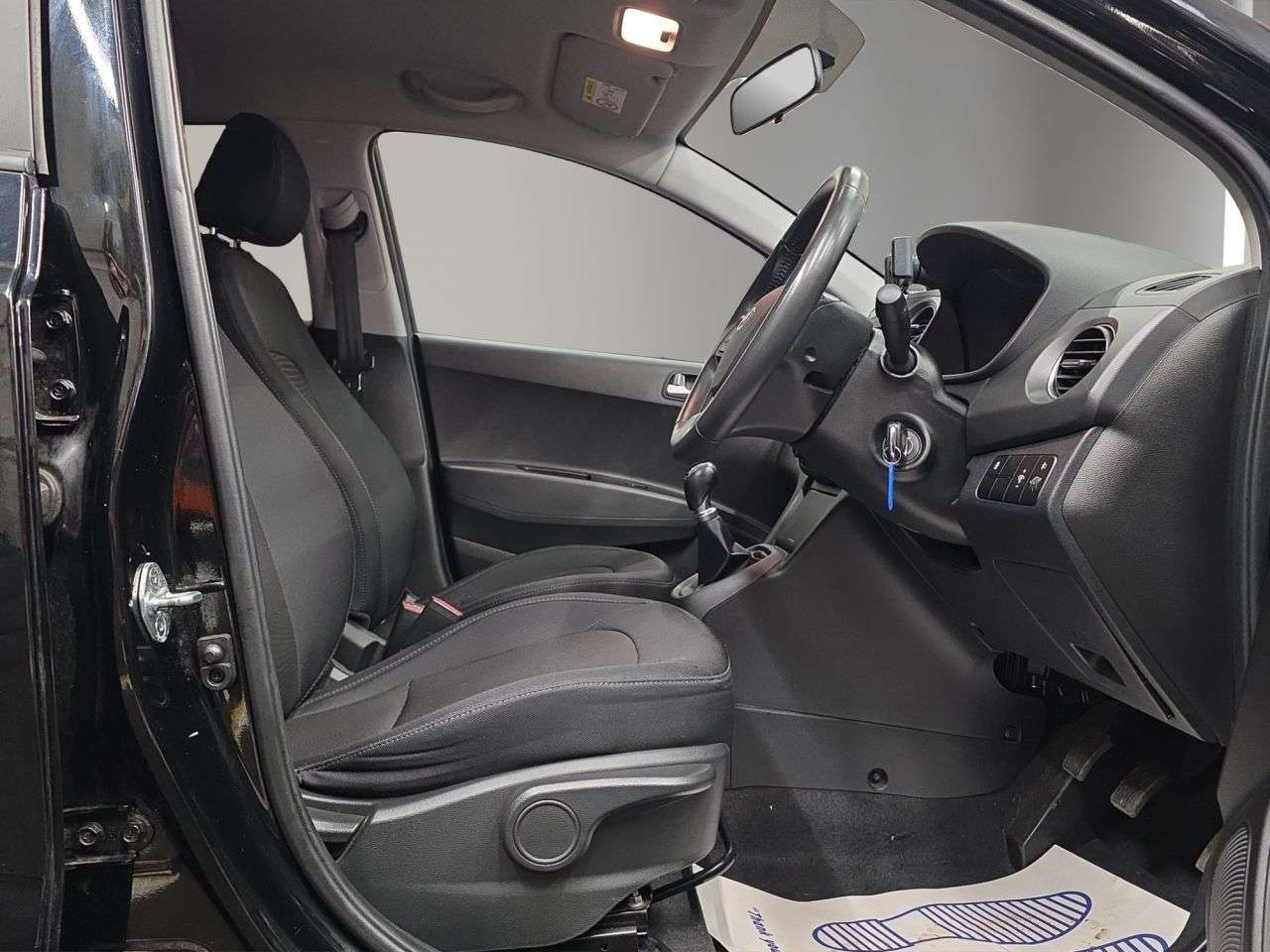 2018 HYUNDAI I10 2018 HYUNDAI I10