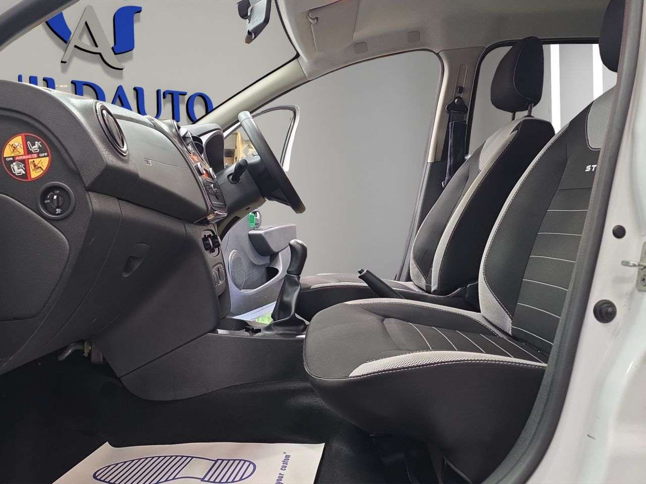 2018 DACIA SANDERO STEPWAY 2018 DACIA SANDERO STEPWAY