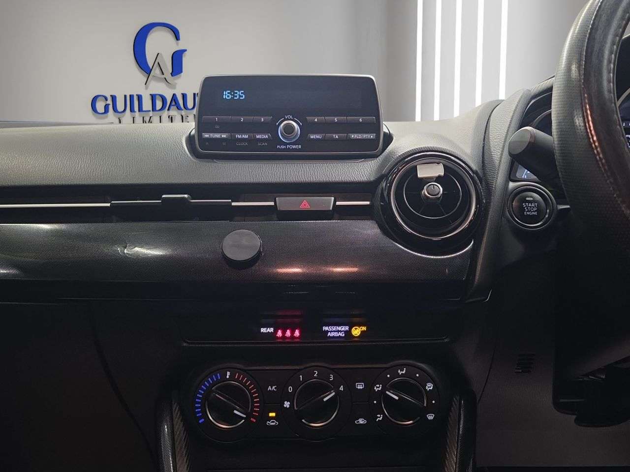 2016 MAZDA MAZDA2 2016 MAZDA MAZDA2