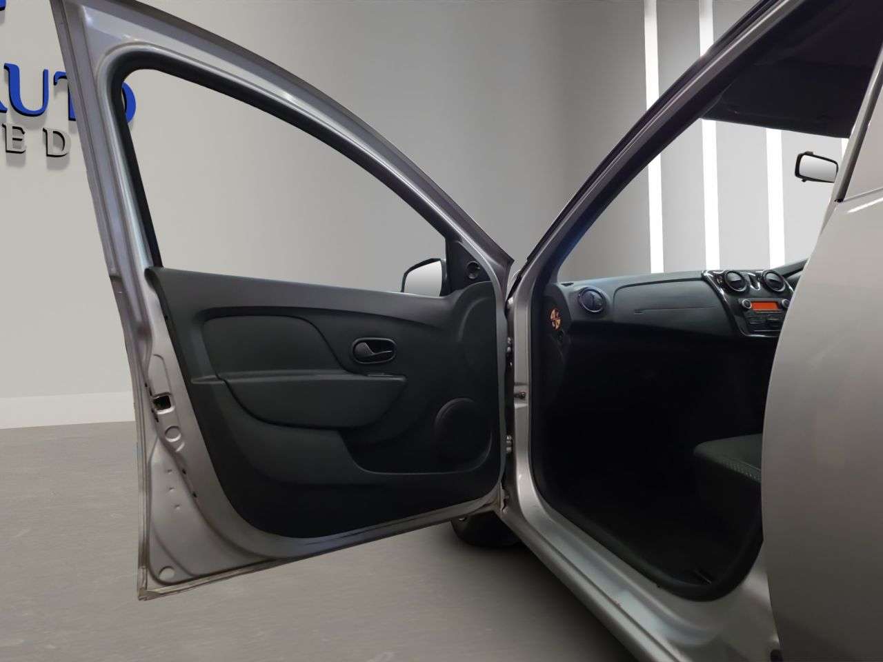 2017 DACIA SANDERO 2017 DACIA SANDERO