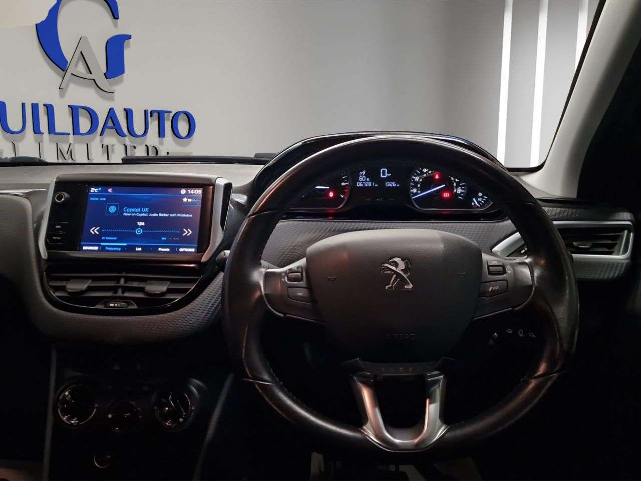 2017 PEUGEOT 2008 2017 PEUGEOT 2008