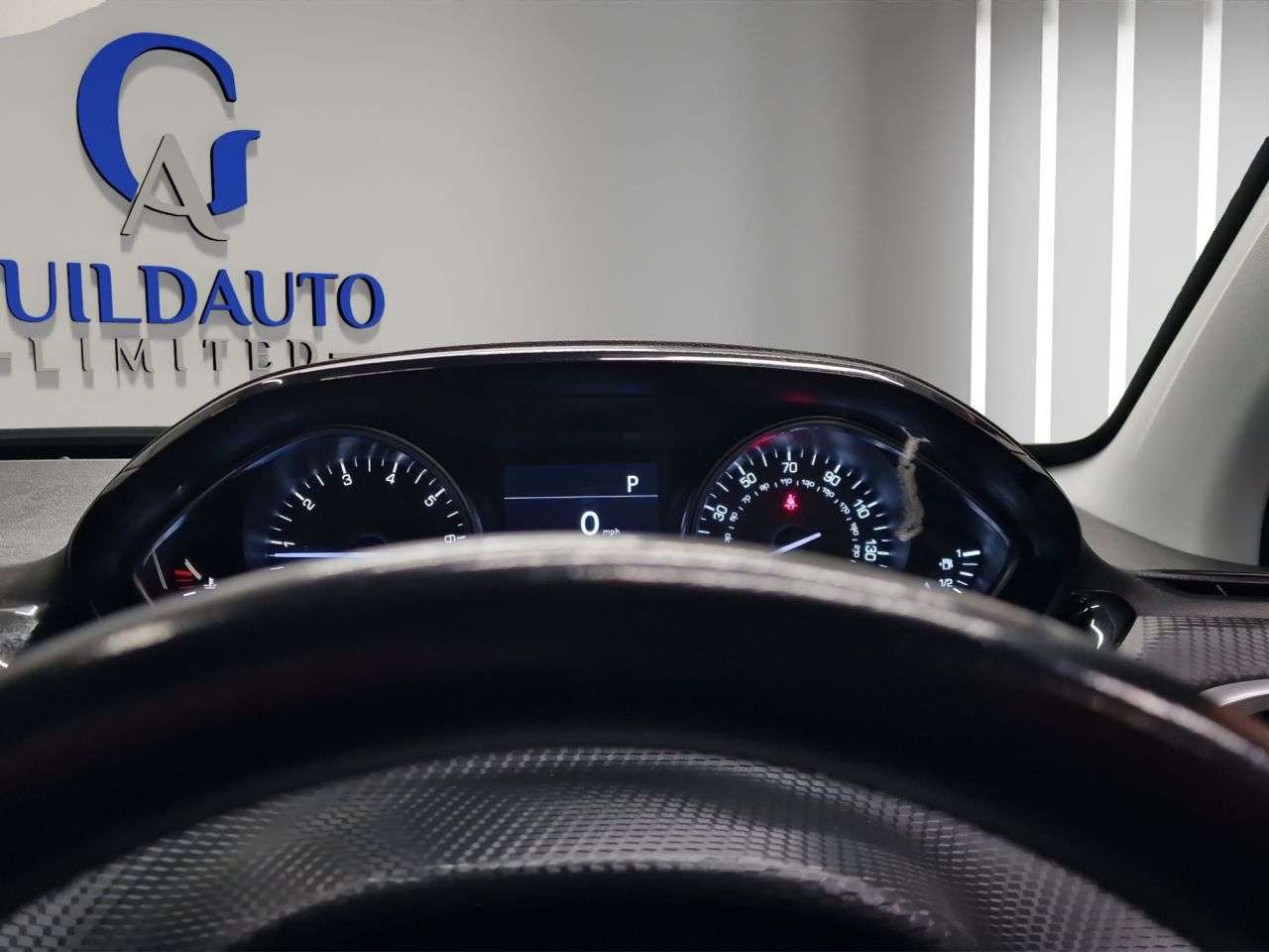 2018 PEUGEOT 2008 2018 PEUGEOT 2008