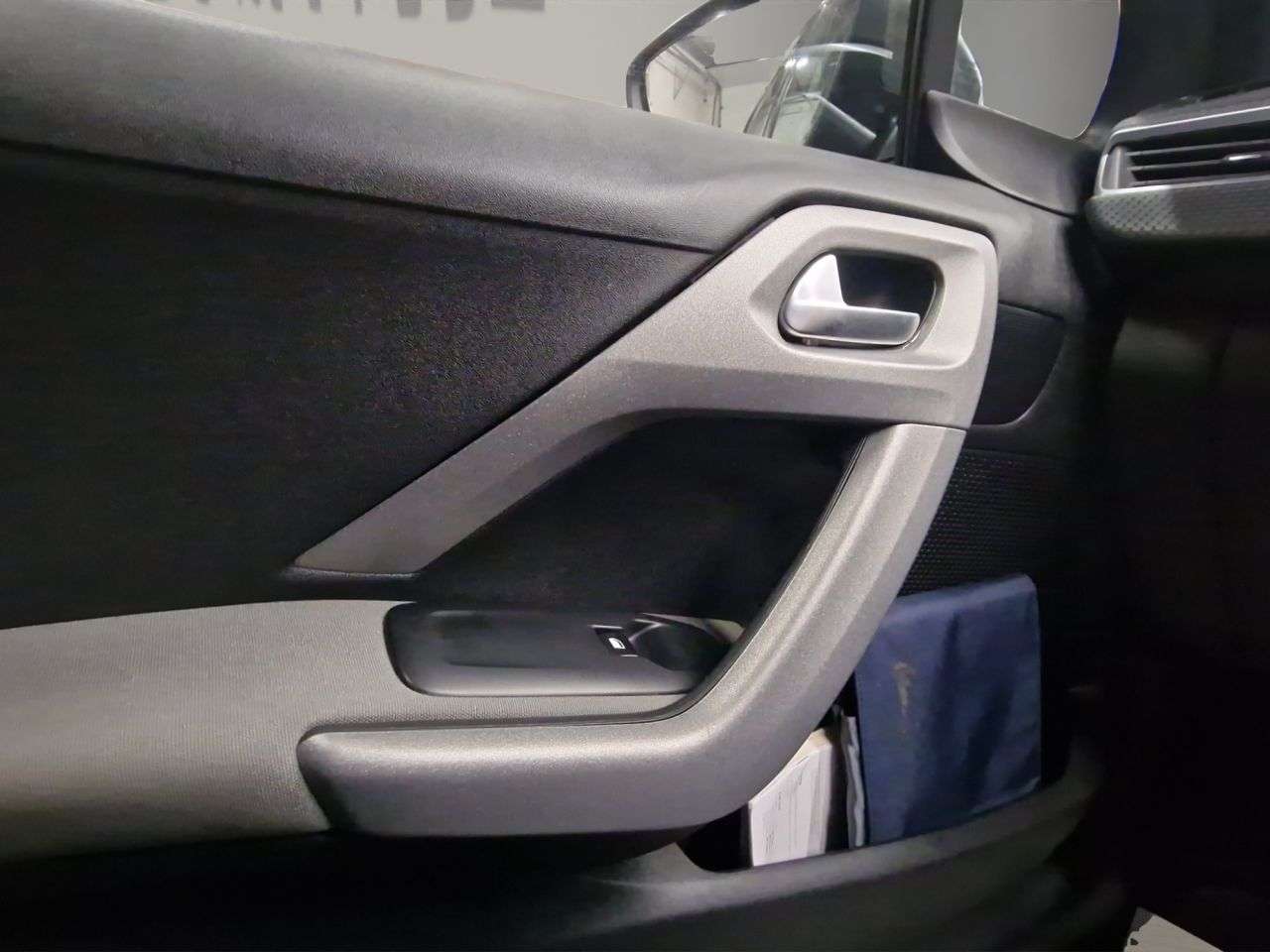 2018 PEUGEOT 2008 2018 PEUGEOT 2008