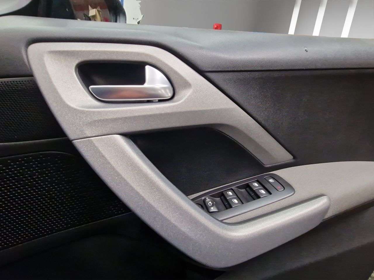 2018 PEUGEOT 2008 2018 PEUGEOT 2008