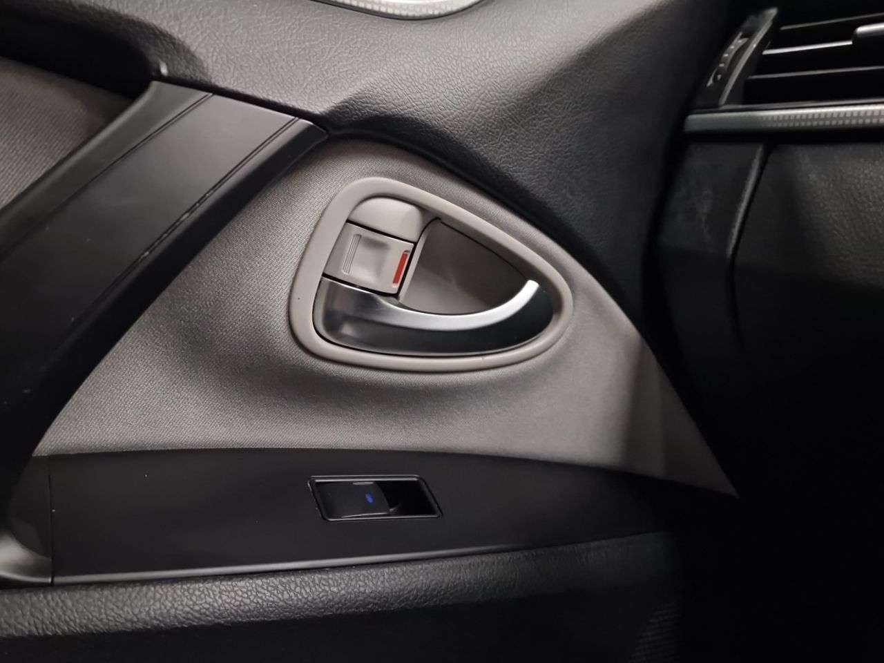 2016 TOYOTA AVENSIS 2016 TOYOTA AVENSIS