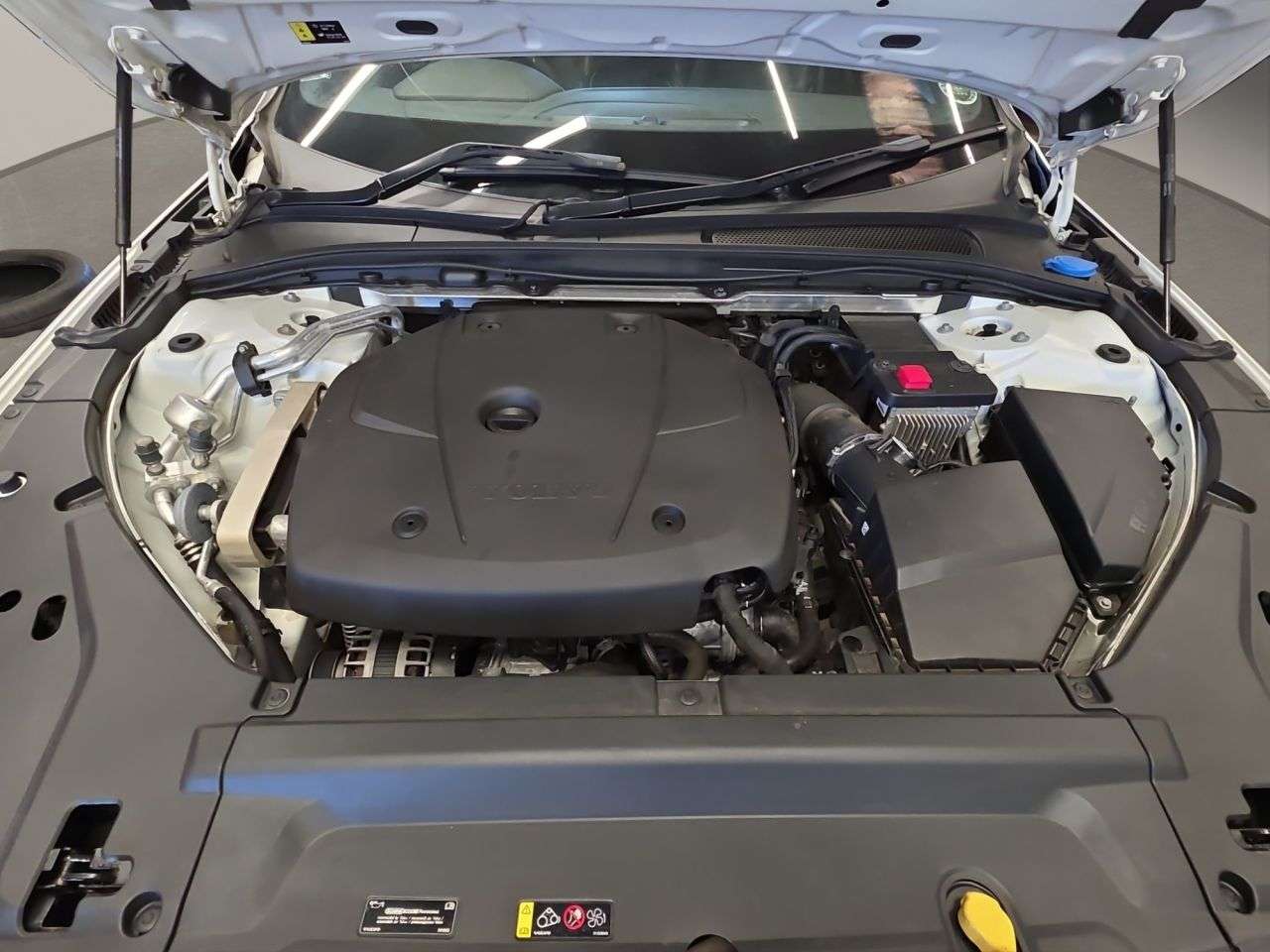 2019 VOLVO V90 2019 VOLVO V90