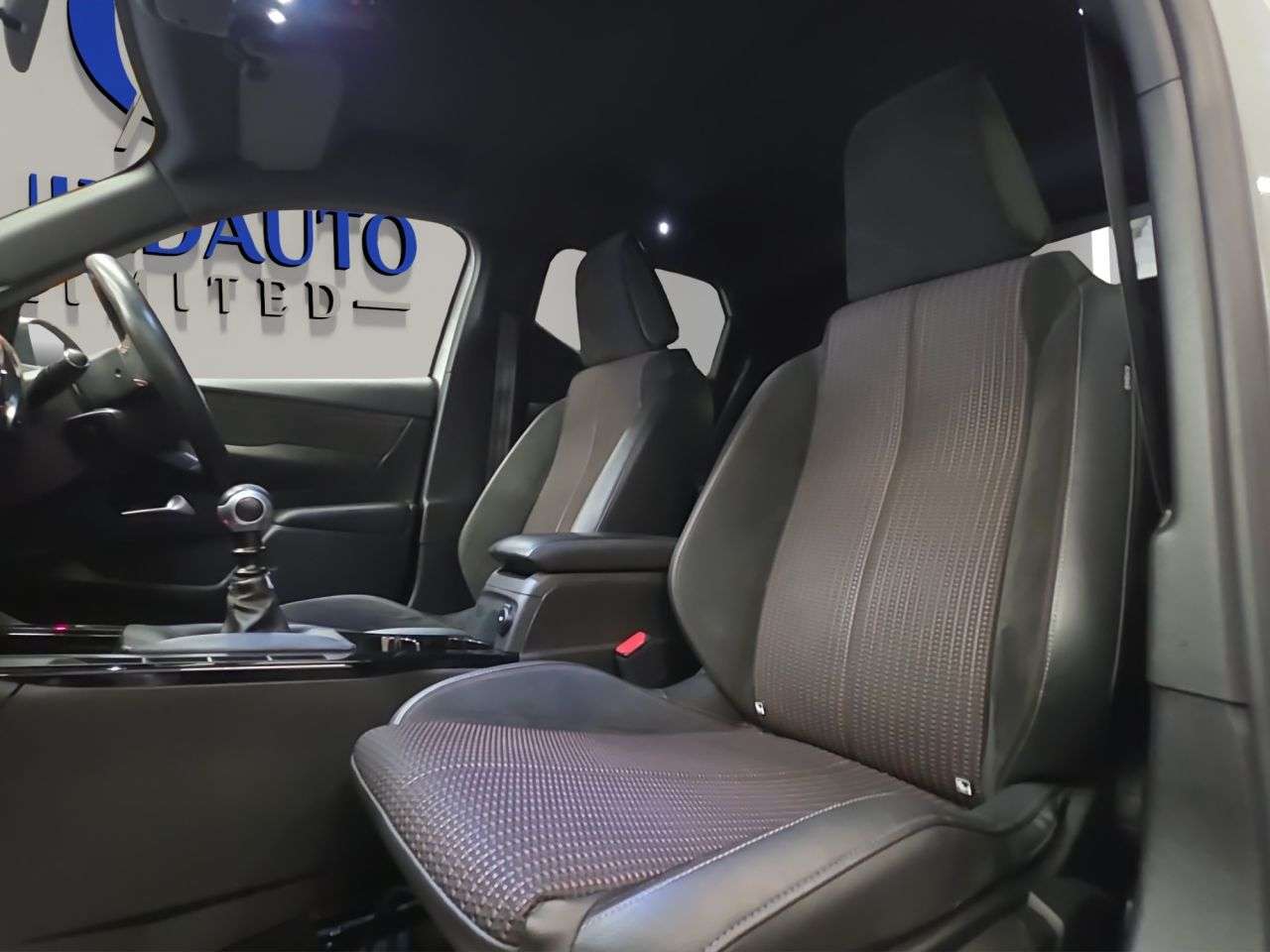 2019 DS AUTOMOBILES DS 3 CROSSBACK 2019 DS AUTOMOBILES DS 3 CROSSBACK