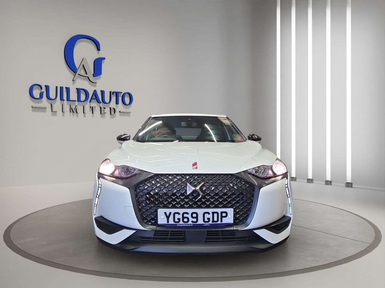 A 2019 DS AUTOMOBILES DS 3 CROSSBACK 1.2 PureTech Performance Line Crossback 5dr Petrol Manual Euro 6 (s/s) (100 A 2019 DS AUTOMOBILES DS 3 CROSSBACK 1.2 PureTech Performance Line Crossback 5dr Petrol Manual Euro 6 (s/s) (100