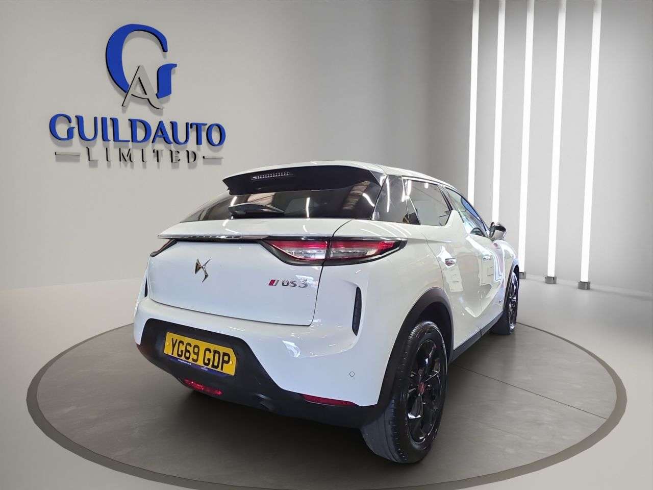 2019 DS AUTOMOBILES DS 3 CROSSBACK 2019 DS AUTOMOBILES DS 3 CROSSBACK