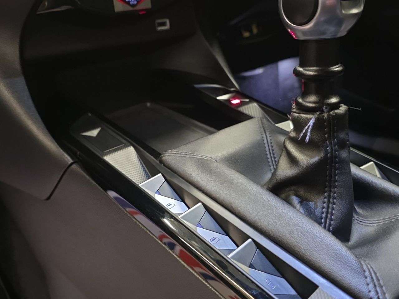 2019 DS AUTOMOBILES DS 3 CROSSBACK 2019 DS AUTOMOBILES DS 3 CROSSBACK