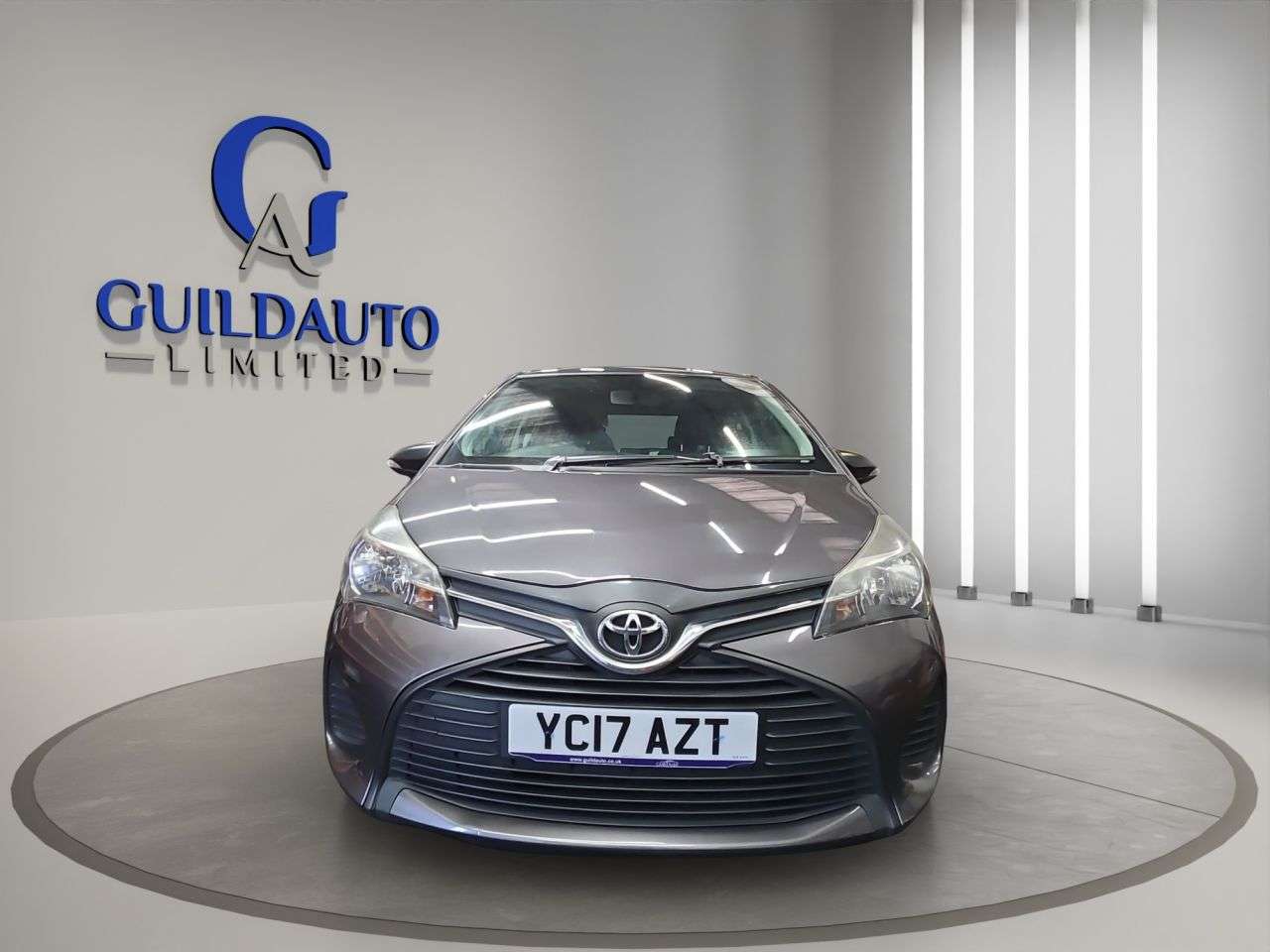 A 2017 TOYOTA YARIS 1.0 VVT-i Active Hatchback 5dr Petrol Manual Euro 6 (69 ps) A 2017 TOYOTA YARIS 1.0 VVT-i Active Hatchback 5dr Petrol Manual Euro 6 (69 ps)