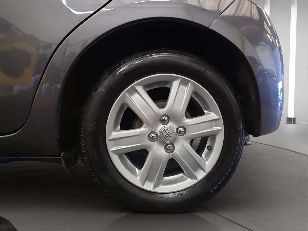 2017 TOYOTA YARIS 2017 TOYOTA YARIS