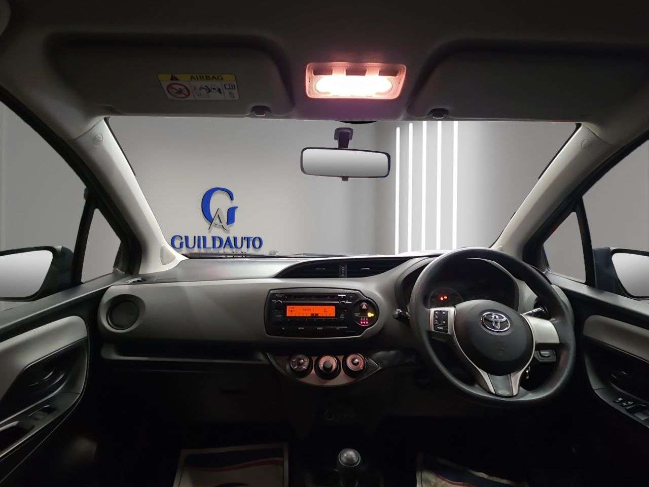 2017 TOYOTA YARIS 2017 TOYOTA YARIS