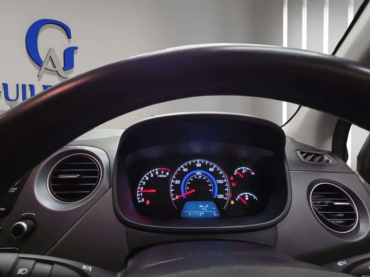 2018 HYUNDAI I10 2018 HYUNDAI I10