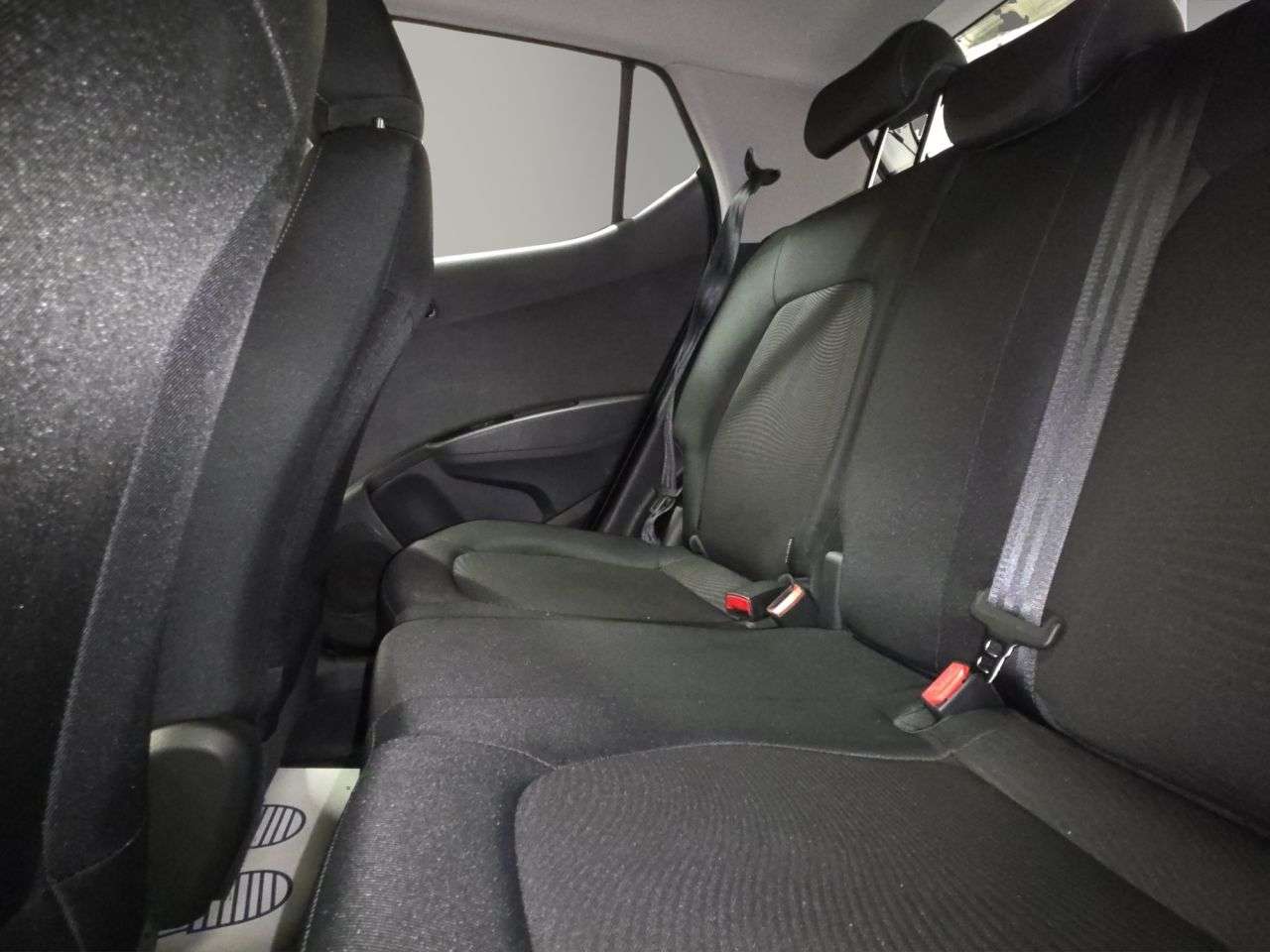 2018 HYUNDAI I10 2018 HYUNDAI I10