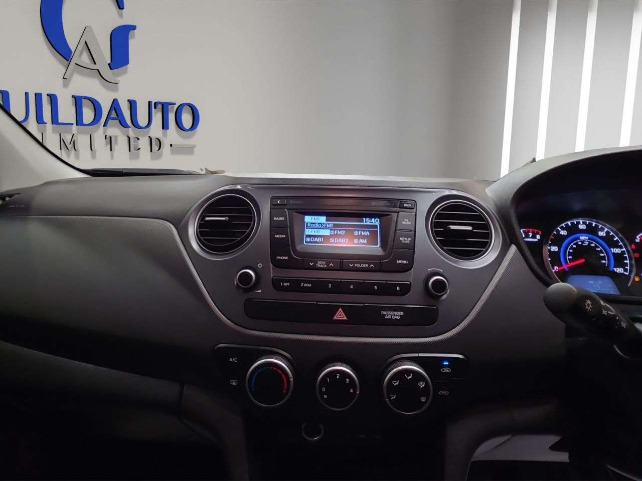 2018 HYUNDAI I10 2018 HYUNDAI I10