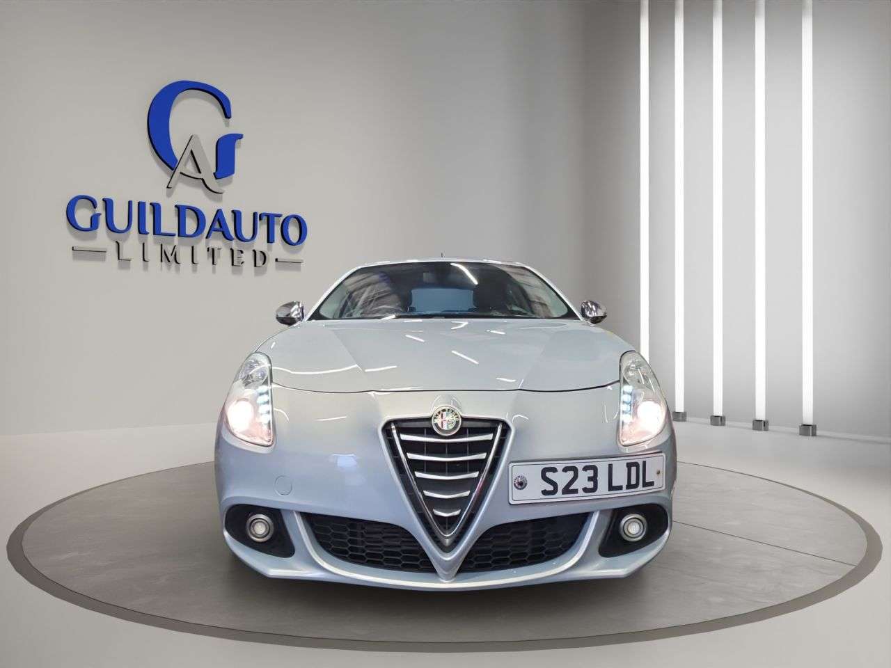 A 2015 ALFA ROMEO GIULIETTA 1.4 TB Distinctive Hatchback 5dr Petrol Manual Euro 6 (s/s) (120 bhp) A 2015 ALFA ROMEO GIULIETTA 1.4 TB Distinctive Hatchback 5dr Petrol Manual Euro 6 (s/s) (120 bhp)