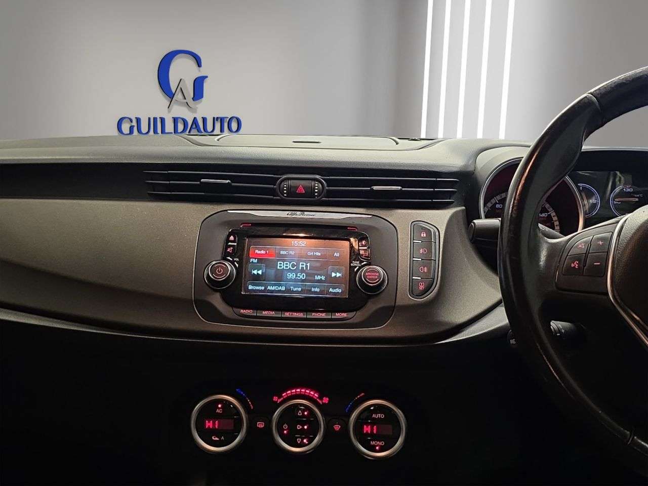 2015 ALFA ROMEO GIULIETTA 2015 ALFA ROMEO GIULIETTA