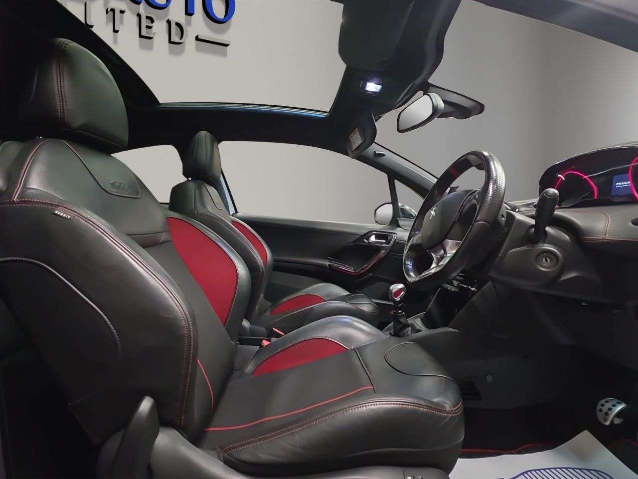 2016 PEUGEOT 208 2016 PEUGEOT 208