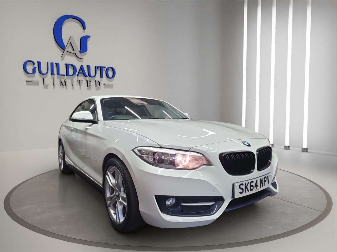 A 2014 BMW 2 SERIES 2.0 220d Sport Coupe 2dr Diesel Manual Euro 6 (s/s) (190 ps) A 2014 BMW 2 SERIES 2.0 220d Sport Coupe 2dr Diesel Manual Euro 6 (s/s) (190 ps)