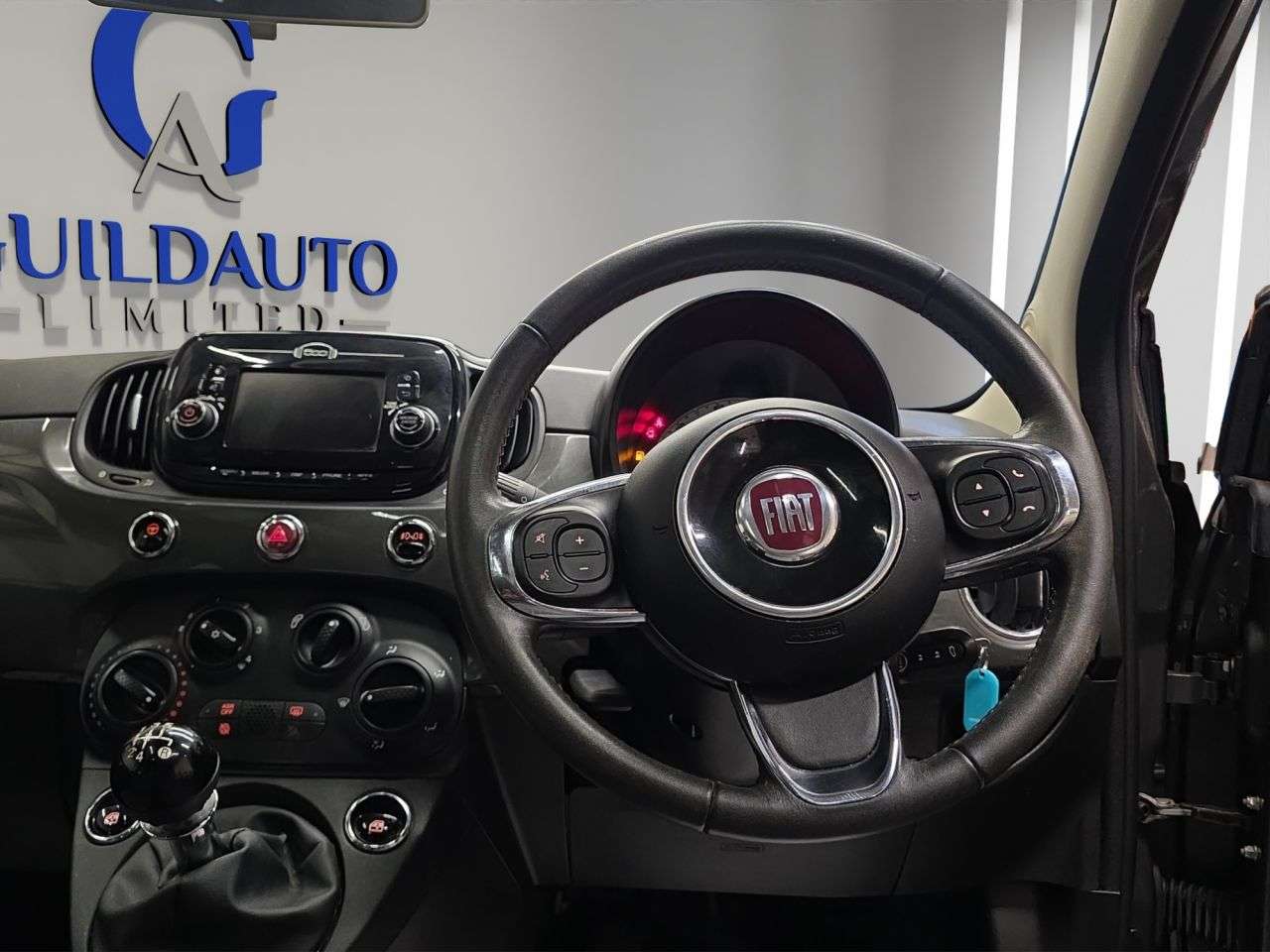 2018 FIAT 500 2018 FIAT 500