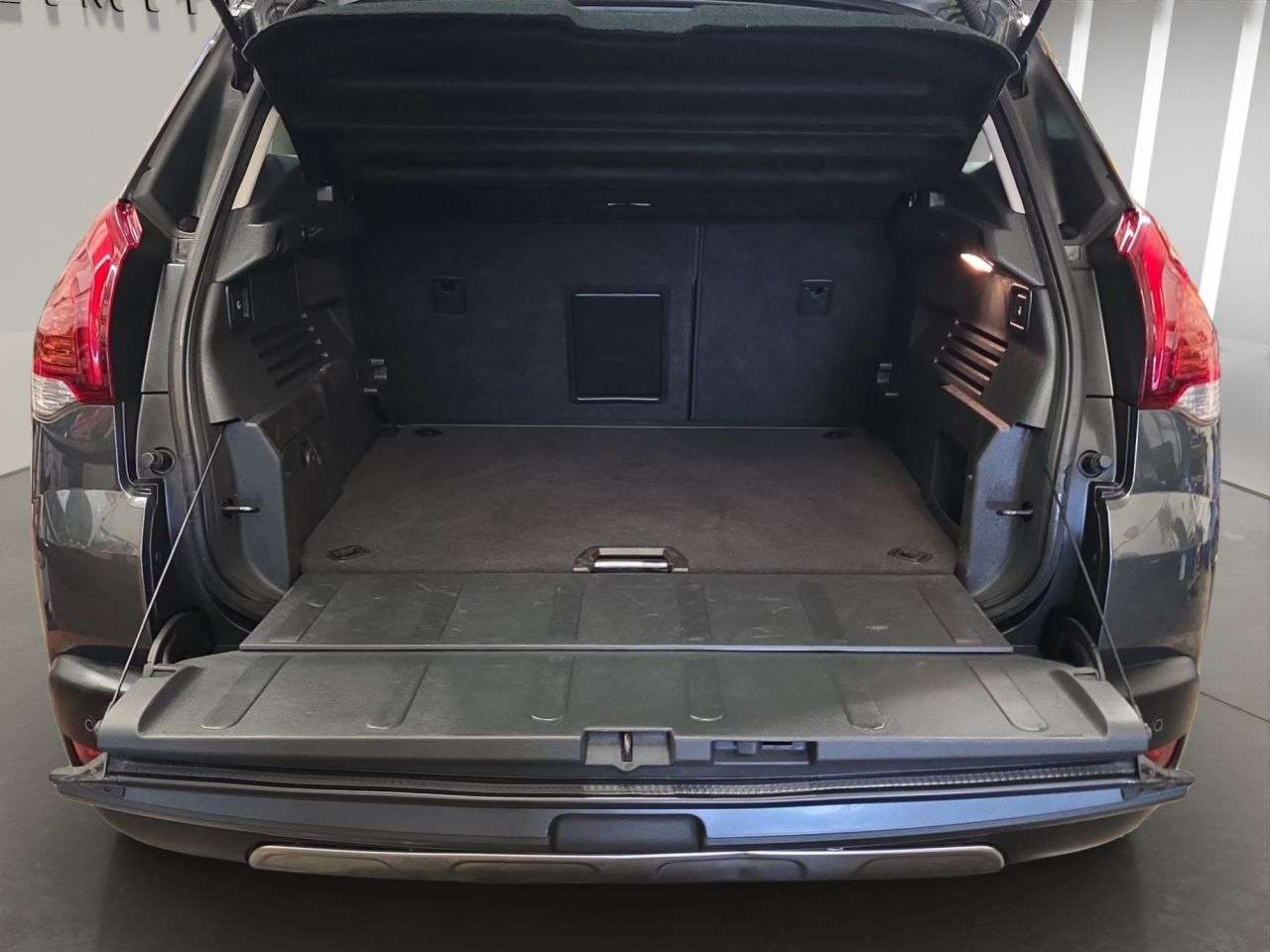 2015 PEUGEOT 3008 2015 PEUGEOT 3008