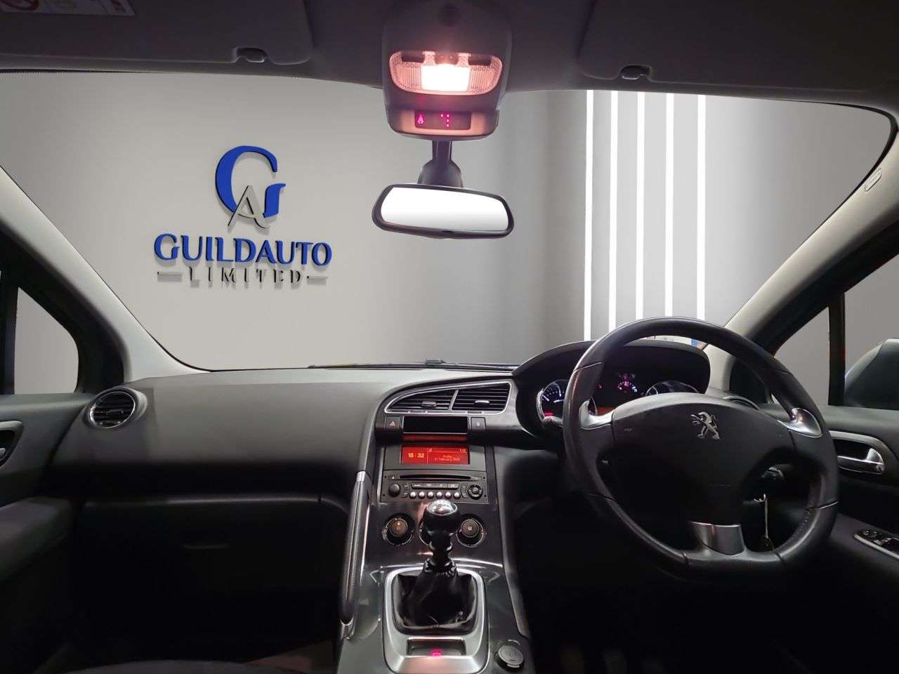 2015 PEUGEOT 3008 2015 PEUGEOT 3008