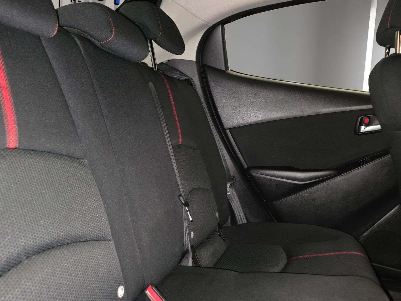 2015 MAZDA MAZDA2 2015 MAZDA MAZDA2