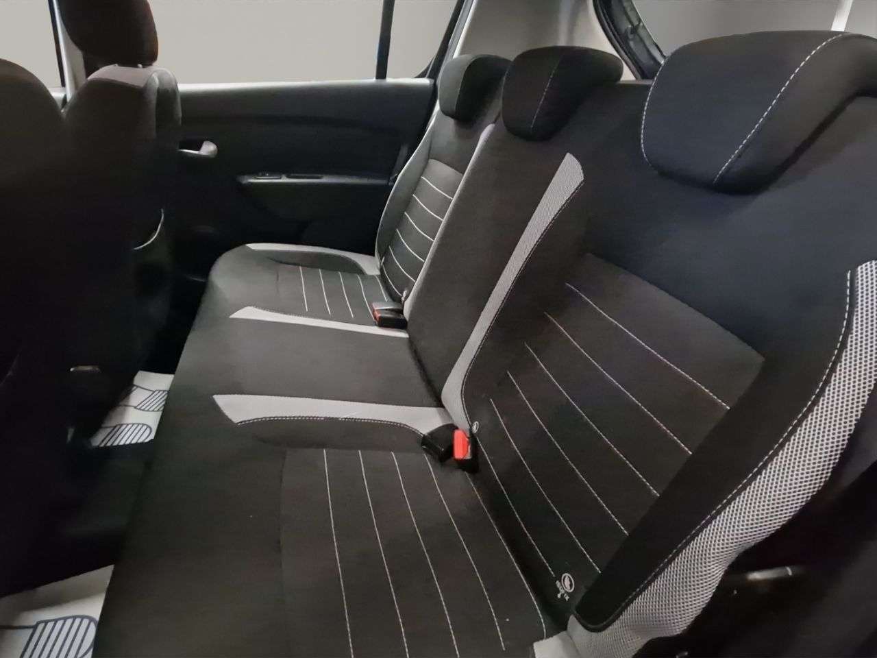 2017 DACIA SANDERO STEPWAY 2017 DACIA SANDERO STEPWAY