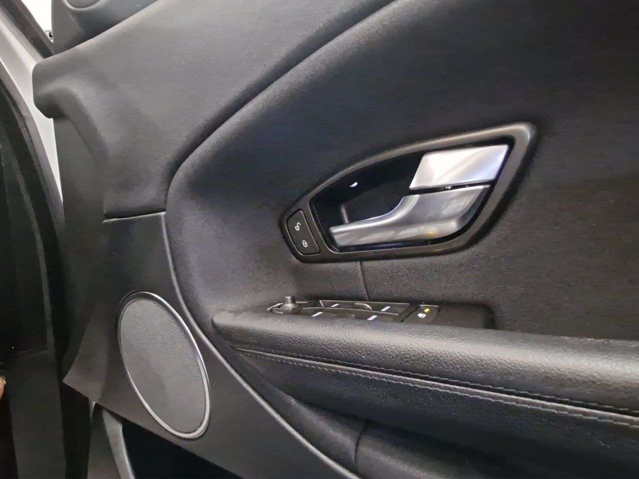 2017 LAND ROVER RANGE ROVER EVOQUE 2017 LAND ROVER RANGE ROVER EVOQUE