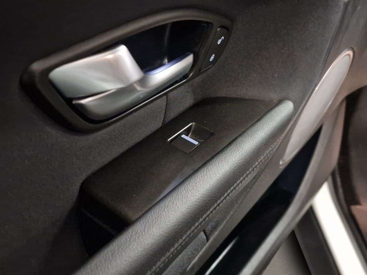 2017 LAND ROVER RANGE ROVER EVOQUE 2017 LAND ROVER RANGE ROVER EVOQUE