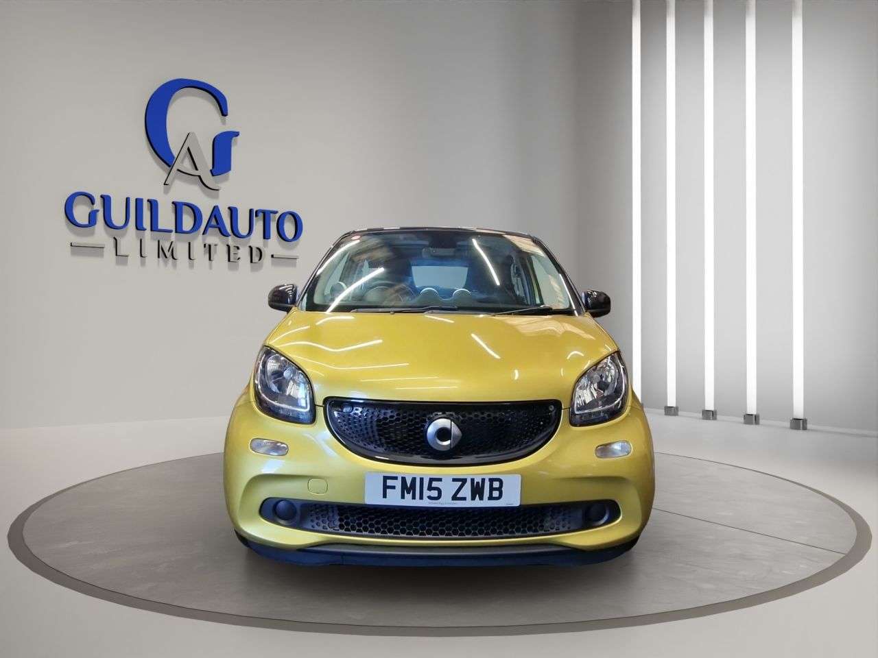 A 2015 SMART FORFOUR 1.0 Prime (Premium) Hatchback 5dr Petrol Manual Euro 6 (s/s) (71 ps) A 2015 SMART FORFOUR 1.0 Prime (Premium) Hatchback 5dr Petrol Manual Euro 6 (s/s) (71 ps)