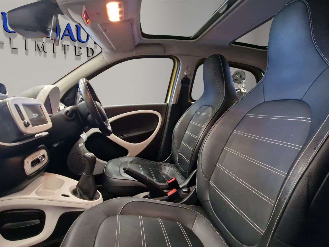 2015 SMART FORFOUR 2015 SMART FORFOUR