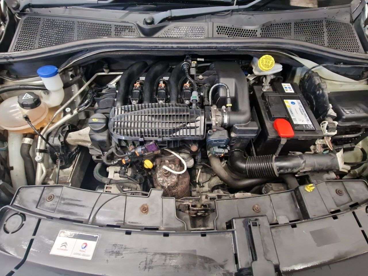 2015 CITROEN C4 CACTUS 2015 CITROEN C4 CACTUS