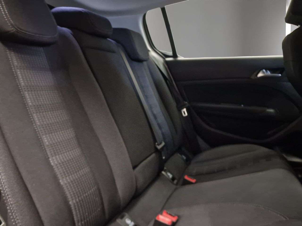 2016 PEUGEOT 308 2016 PEUGEOT 308