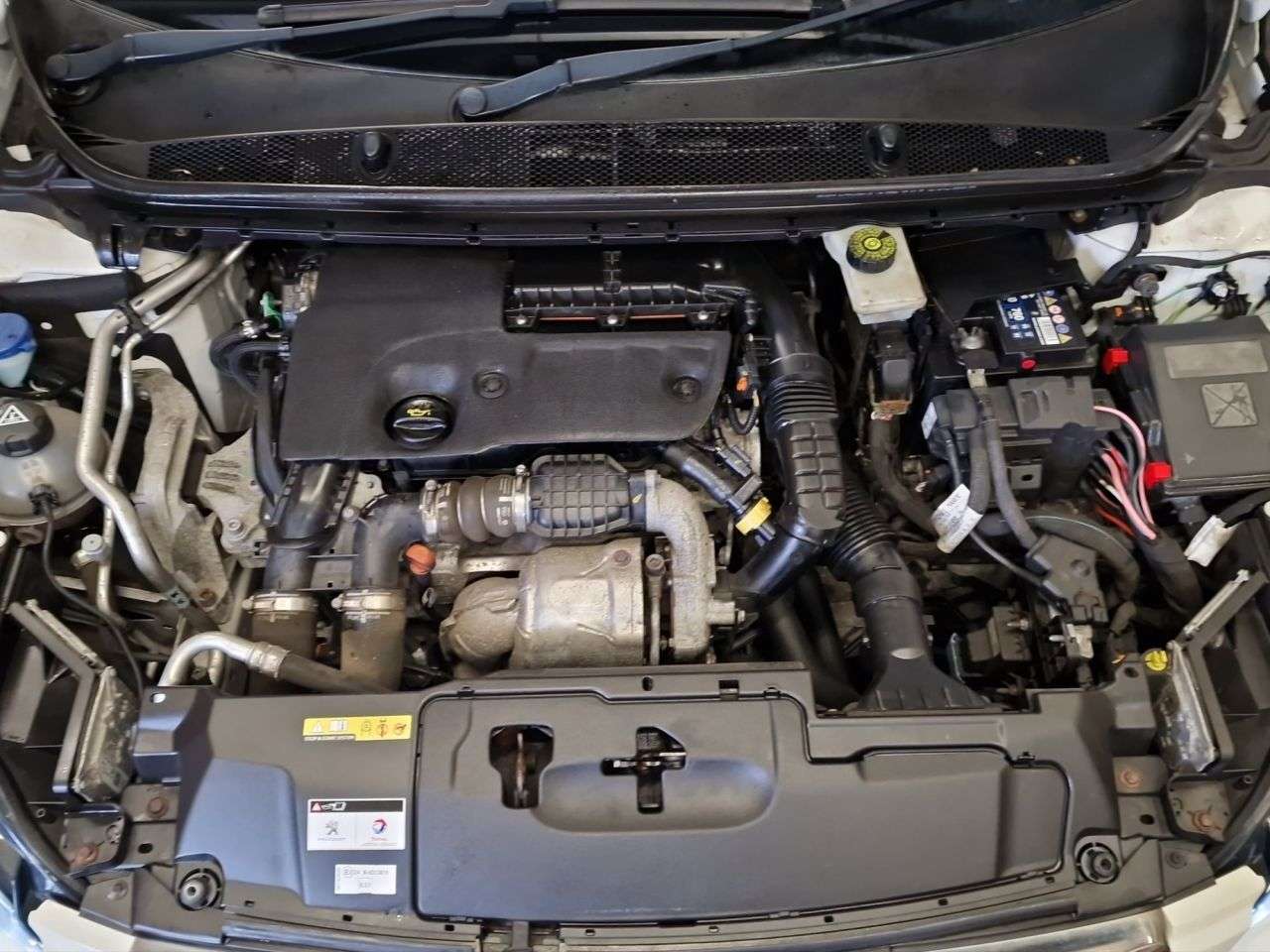 2016 PEUGEOT 308 2016 PEUGEOT 308