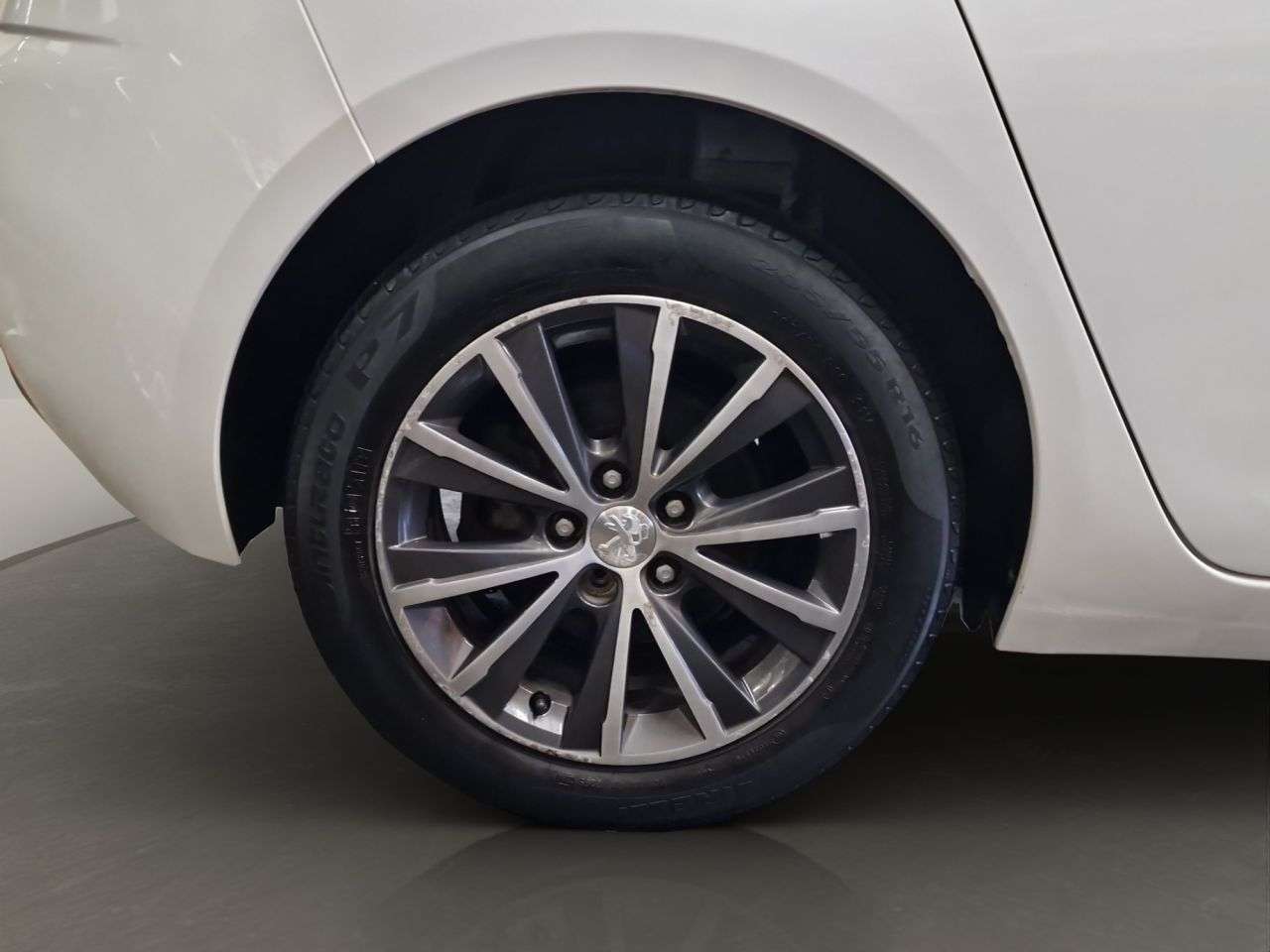 2016 PEUGEOT 308 2016 PEUGEOT 308