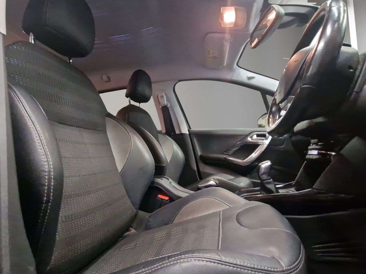 2017 PEUGEOT 2008 2017 PEUGEOT 2008