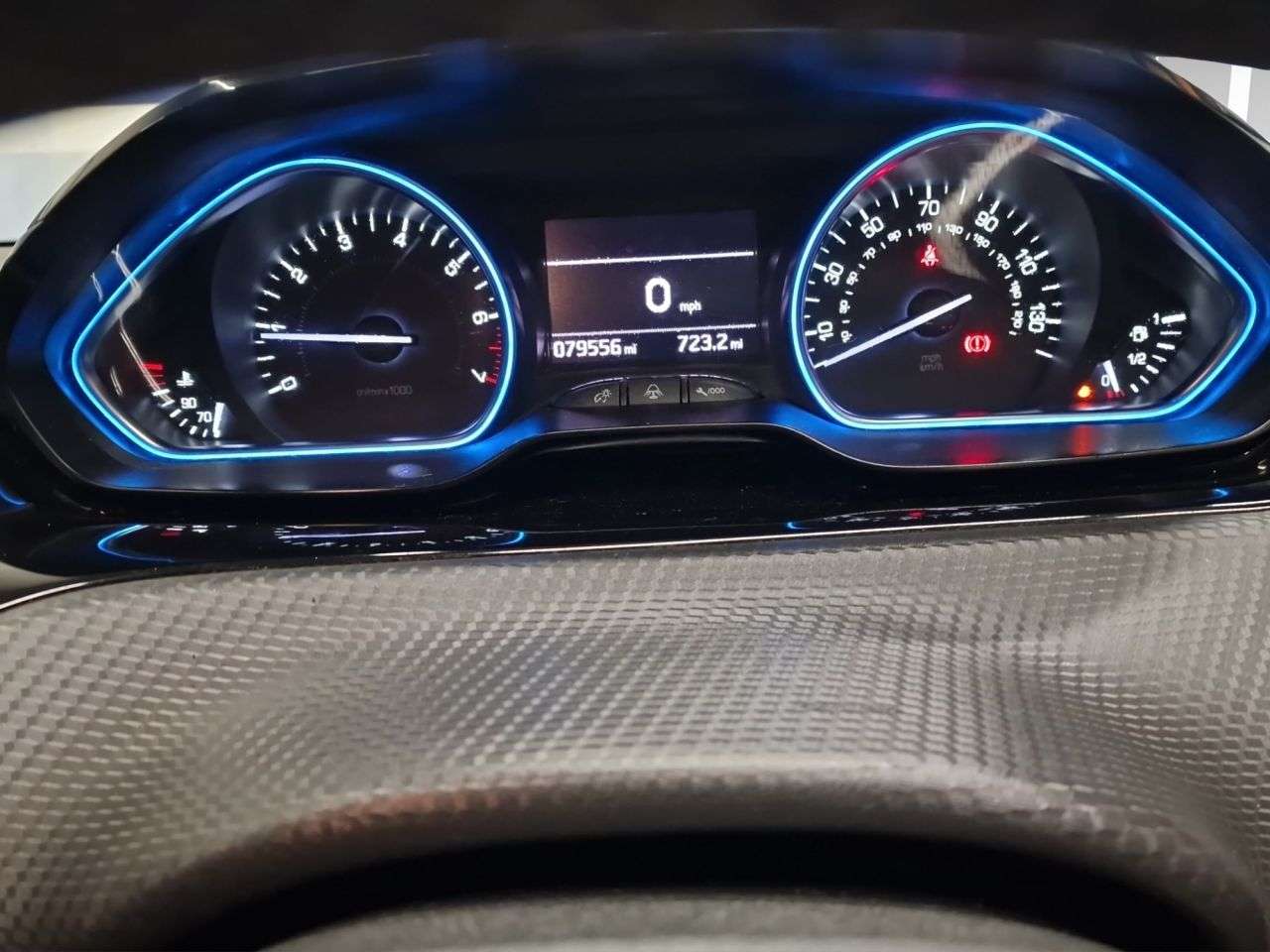 2017 PEUGEOT 2008 2017 PEUGEOT 2008