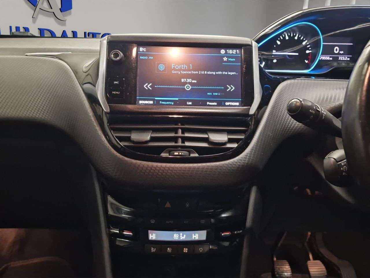 2017 PEUGEOT 2008 2017 PEUGEOT 2008