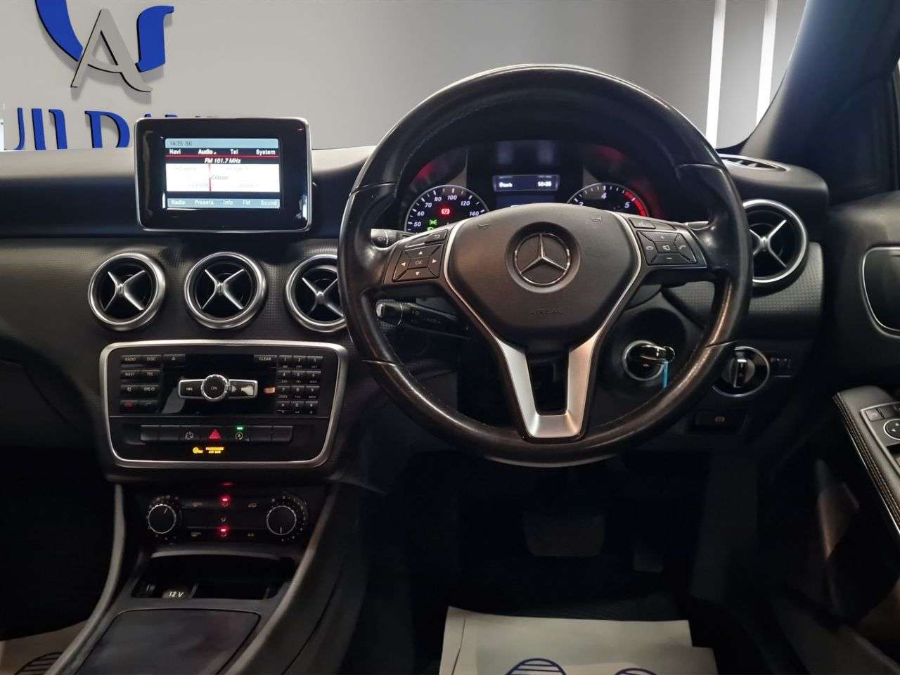 2015 MERCEDES-BENZ A-CLASS 2015 MERCEDES-BENZ A-CLASS