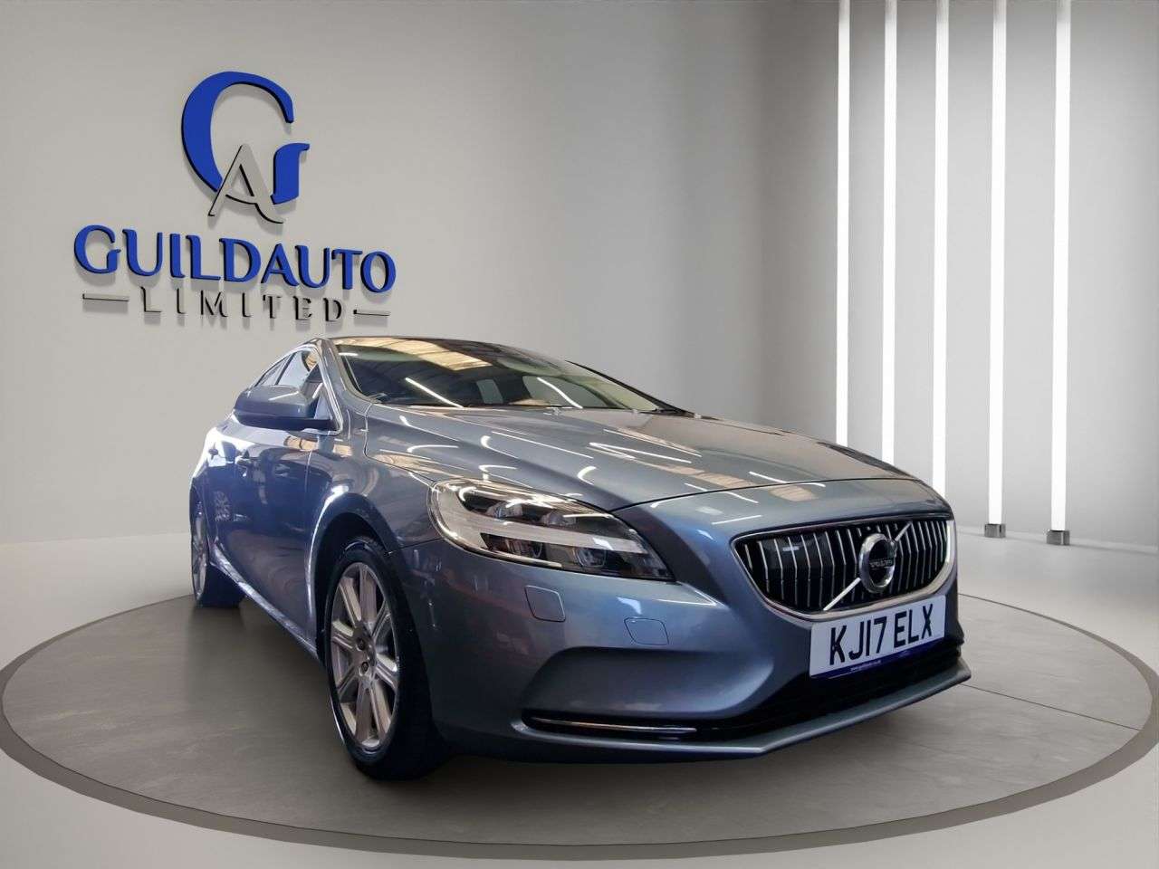 A 2017 VOLVO V40 2.0 D4 Inscription Hatchback 5dr Diesel Manual Euro 6 (s/s) (190 ps) A 2017 VOLVO V40 2.0 D4 Inscription Hatchback 5dr Diesel Manual Euro 6 (s/s) (190 ps)