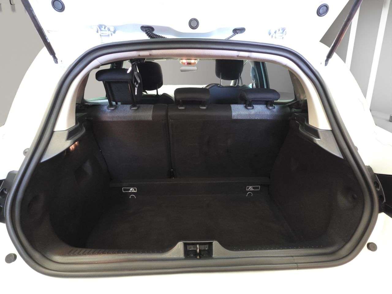 2018 RENAULT CLIO 2018 RENAULT CLIO