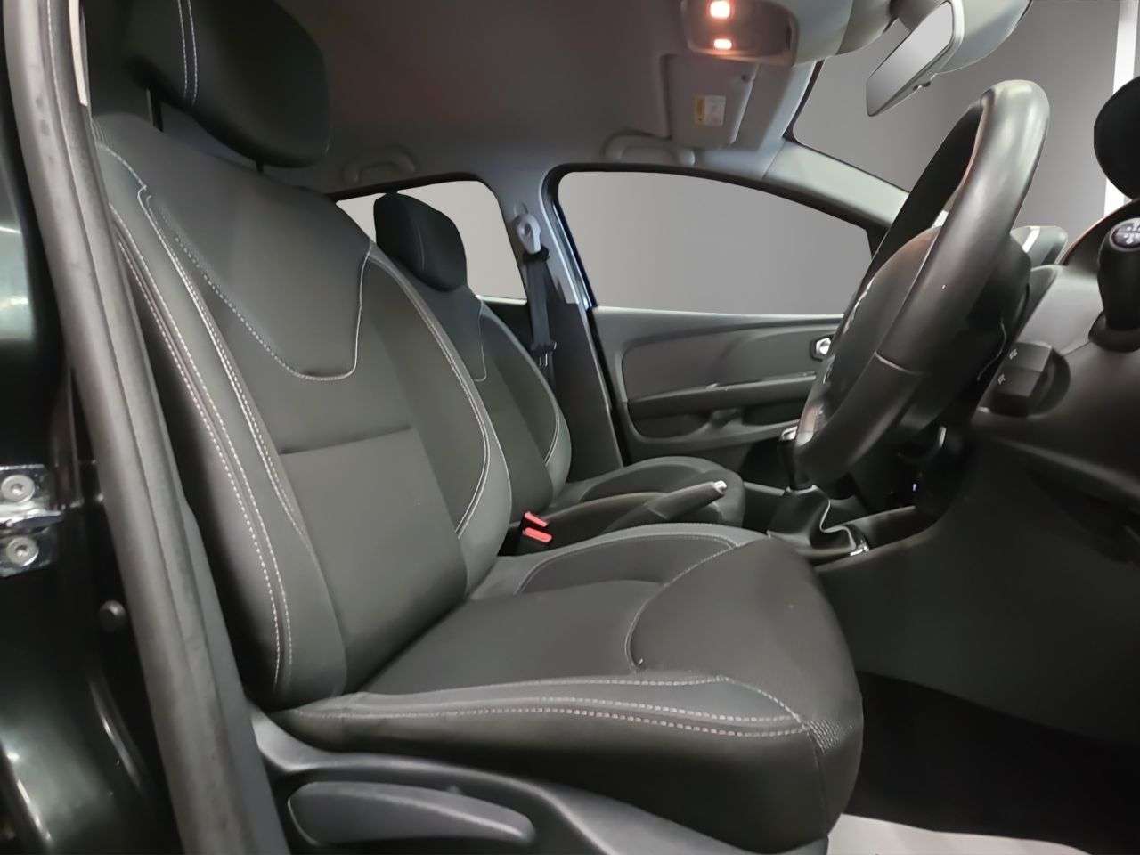 2016 RENAULT CLIO 2016 RENAULT CLIO