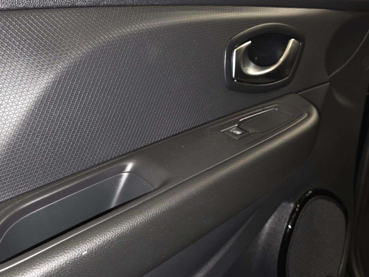 2016 RENAULT CLIO 2016 RENAULT CLIO