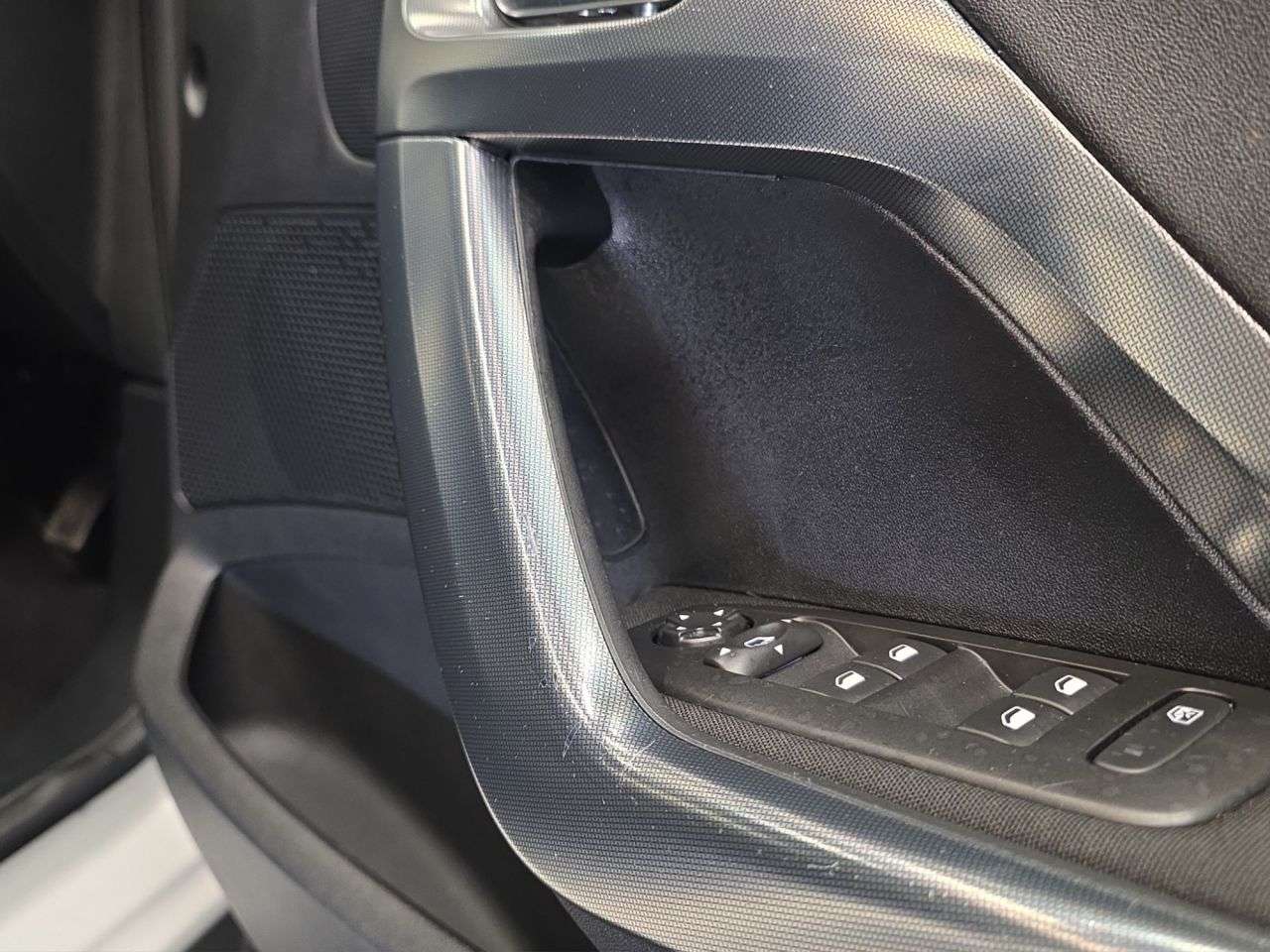 2019 PEUGEOT 2008 2019 PEUGEOT 2008