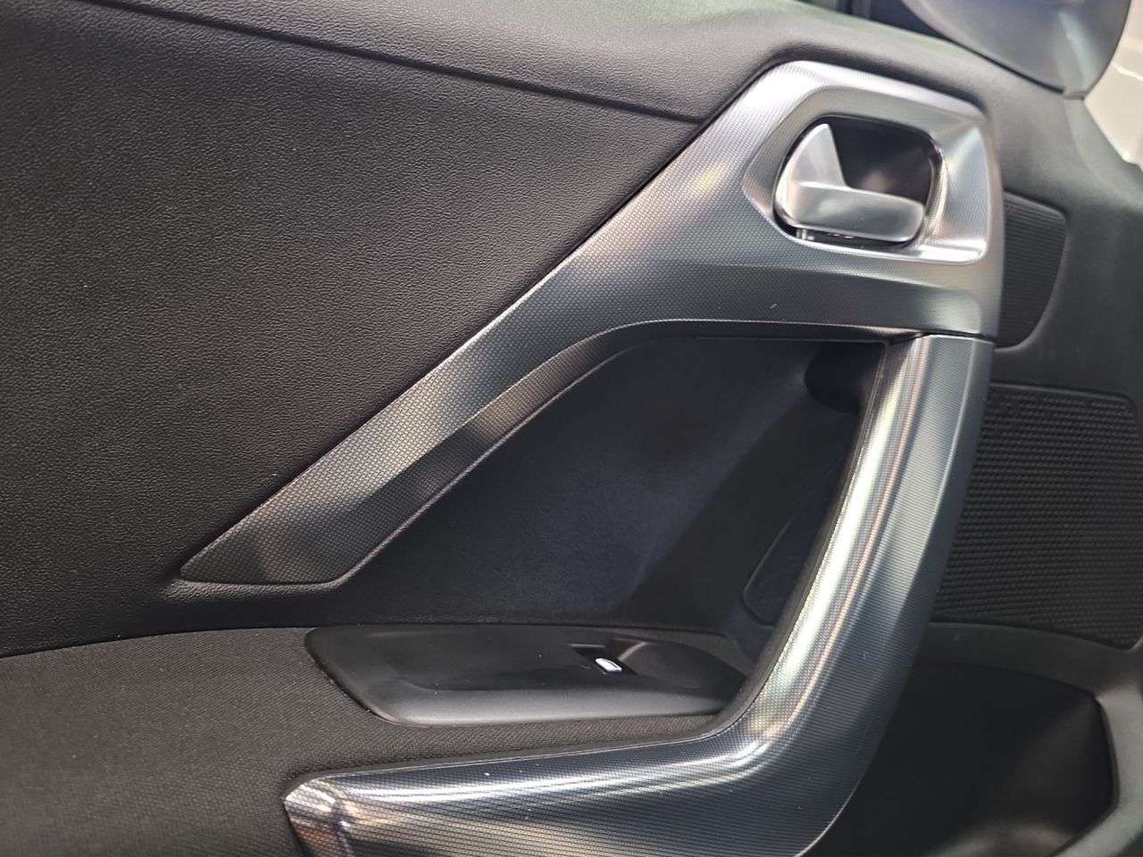 2019 PEUGEOT 2008 2019 PEUGEOT 2008