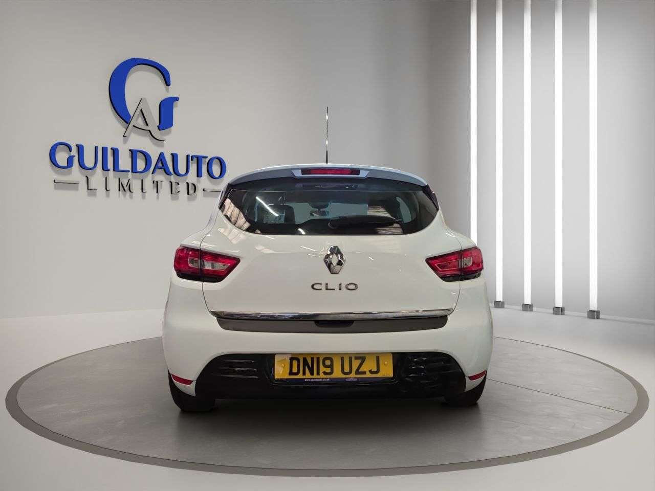 2019 RENAULT CLIO 2019 RENAULT CLIO