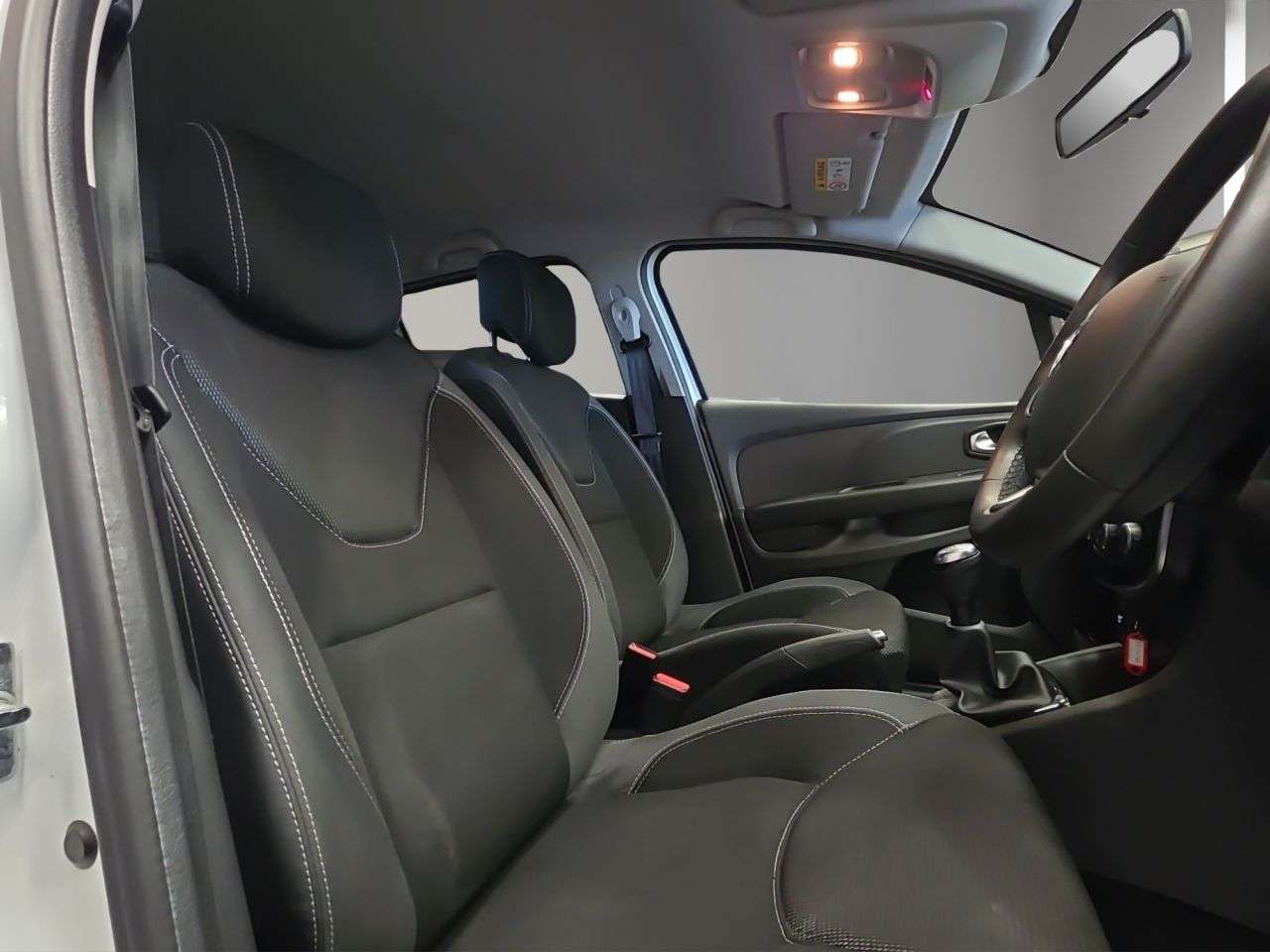 2019 RENAULT CLIO 2019 RENAULT CLIO