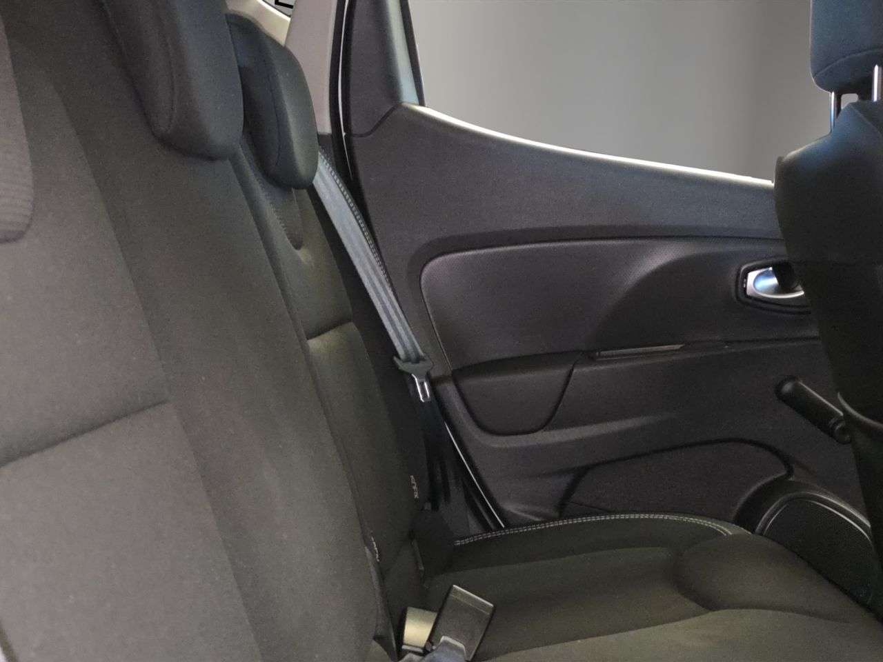 2019 RENAULT CLIO 2019 RENAULT CLIO